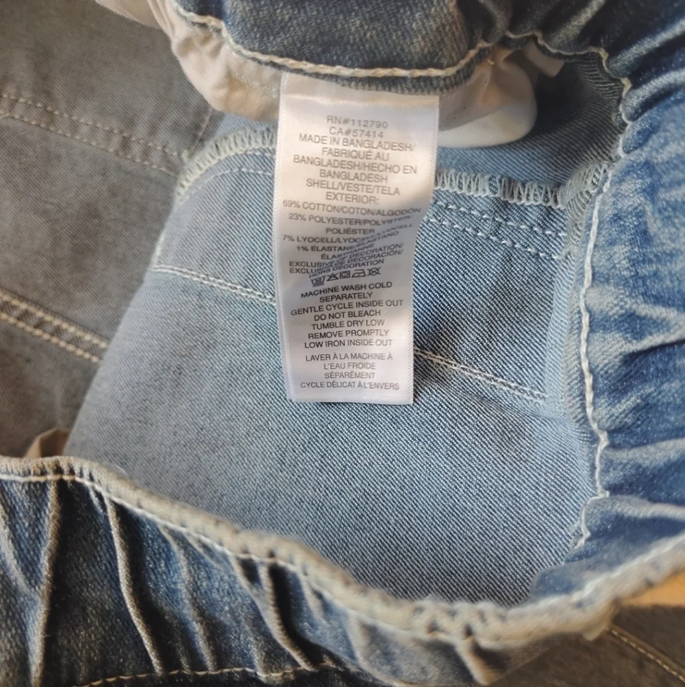 True Religion‎ Relaxed Fit Blue Jeans